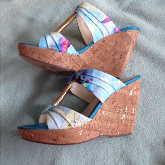 NEW GORGEOUS SANDALS Sz 10 4" HEELS. NEW-ISOLA's ❤️FINAL REDUCTION❤️ COST $110 - Picture 5 of 6